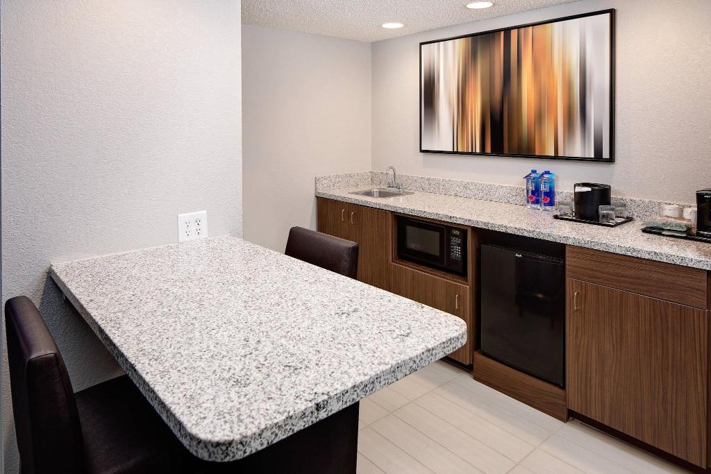 Courtyard by Marriott Fort Lauderdale North/Cypres