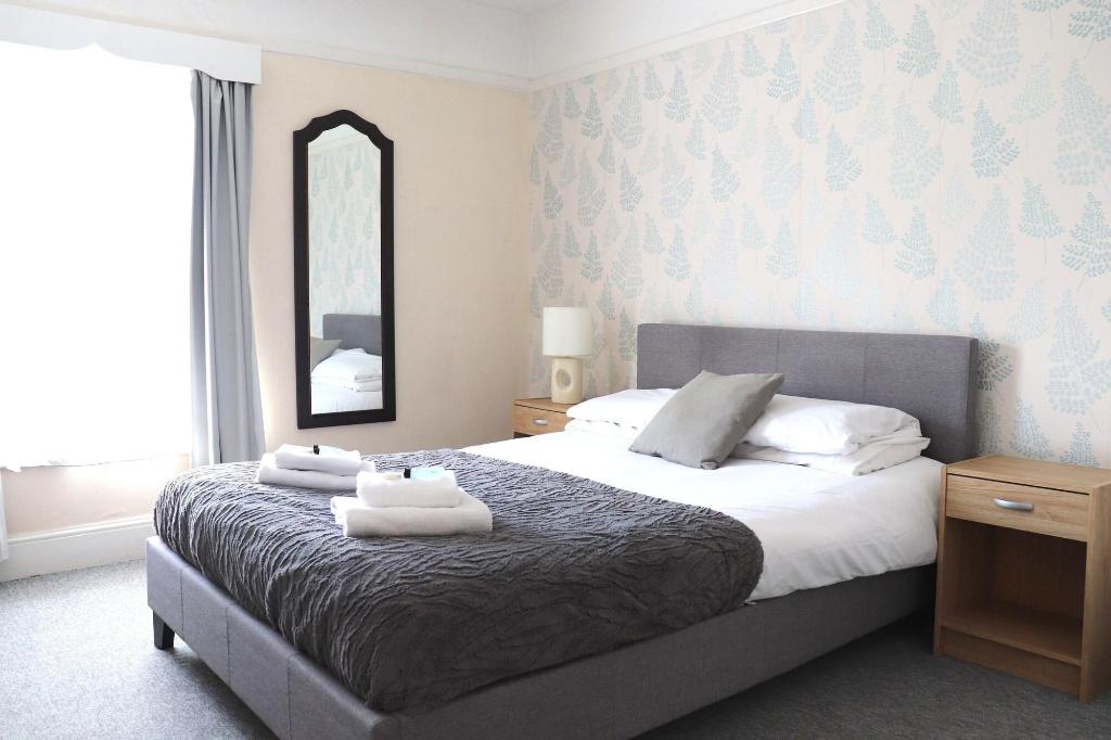The White Horse Hotel