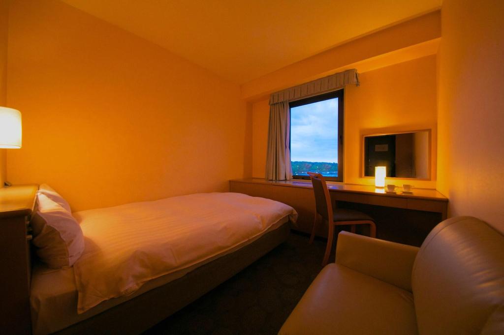 Mito Hotel Season