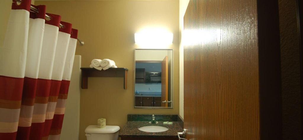 White House Suites