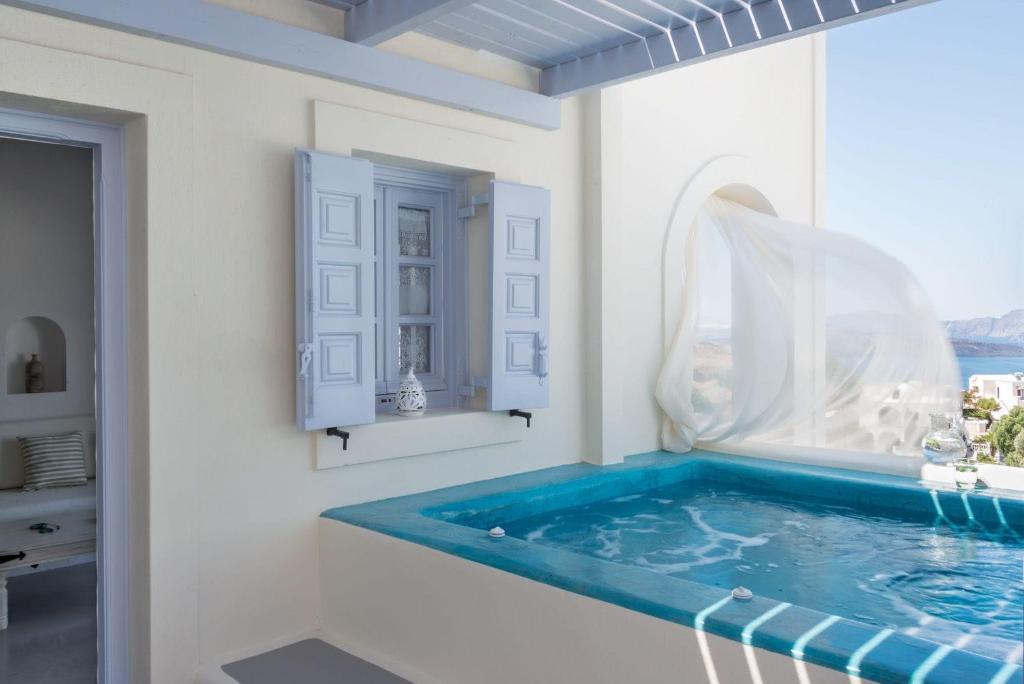 Black Diamond Suites - Adults Only