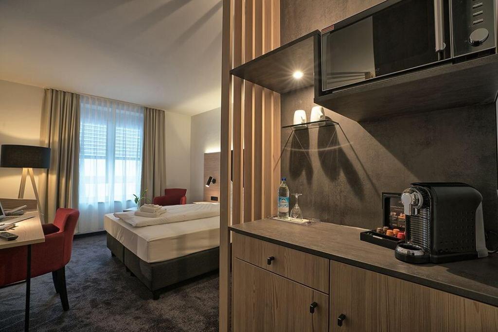 Hotel4You