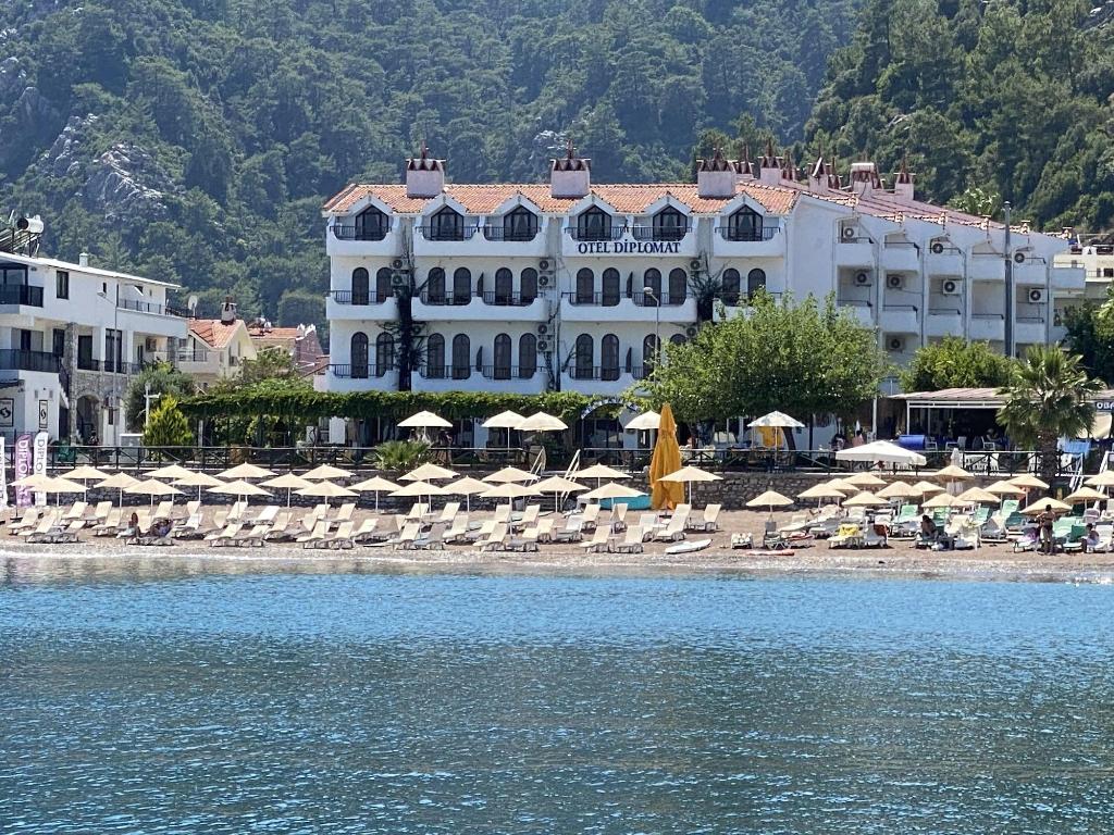 Diplomat Hotel
