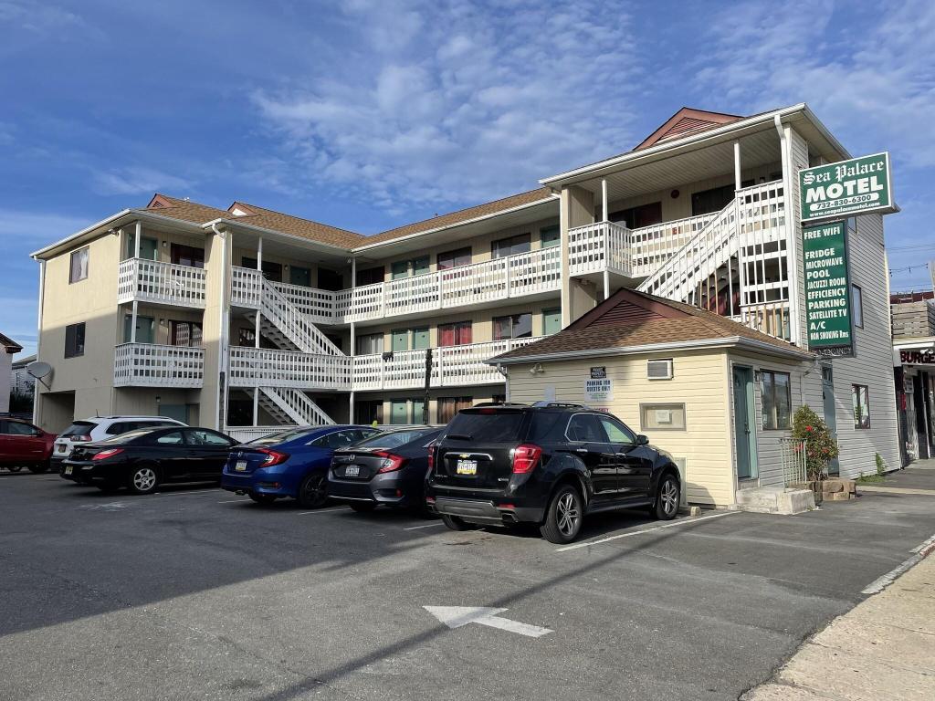 Sea Palace Motel