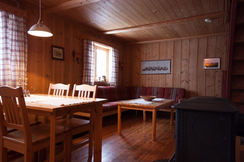 Dovregubbens Hall