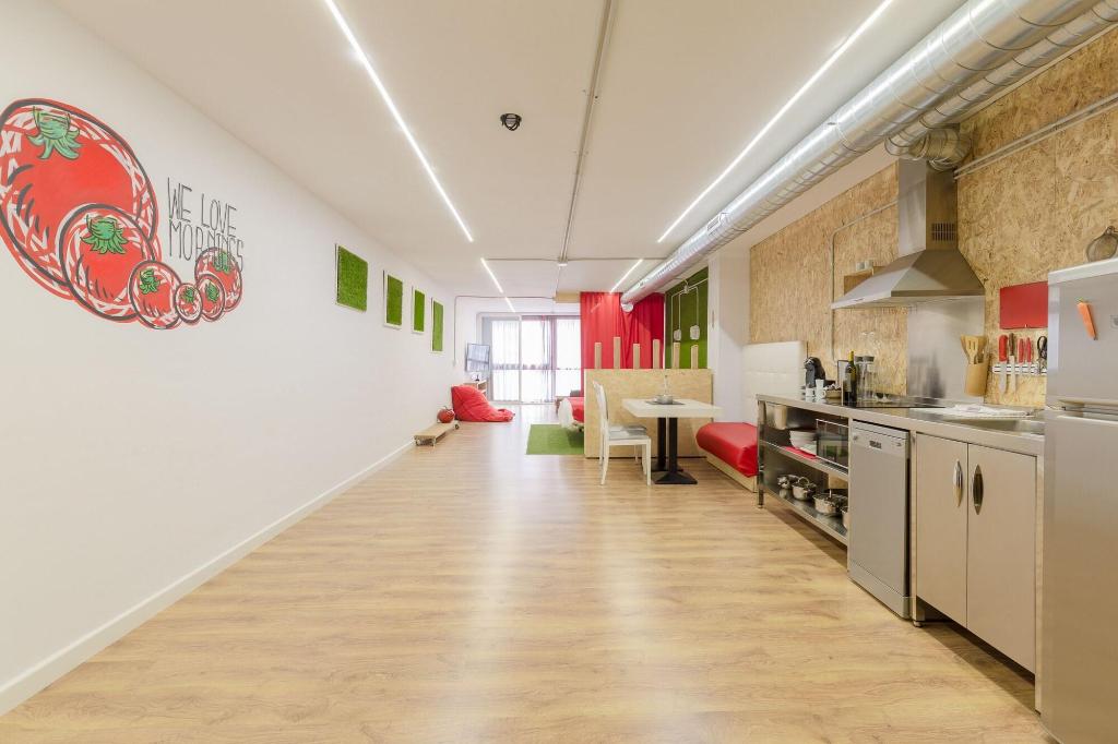 Tomate Rooms