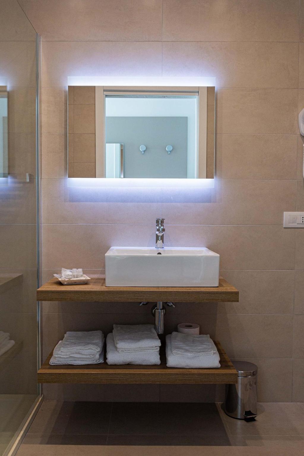 Moma Hotel