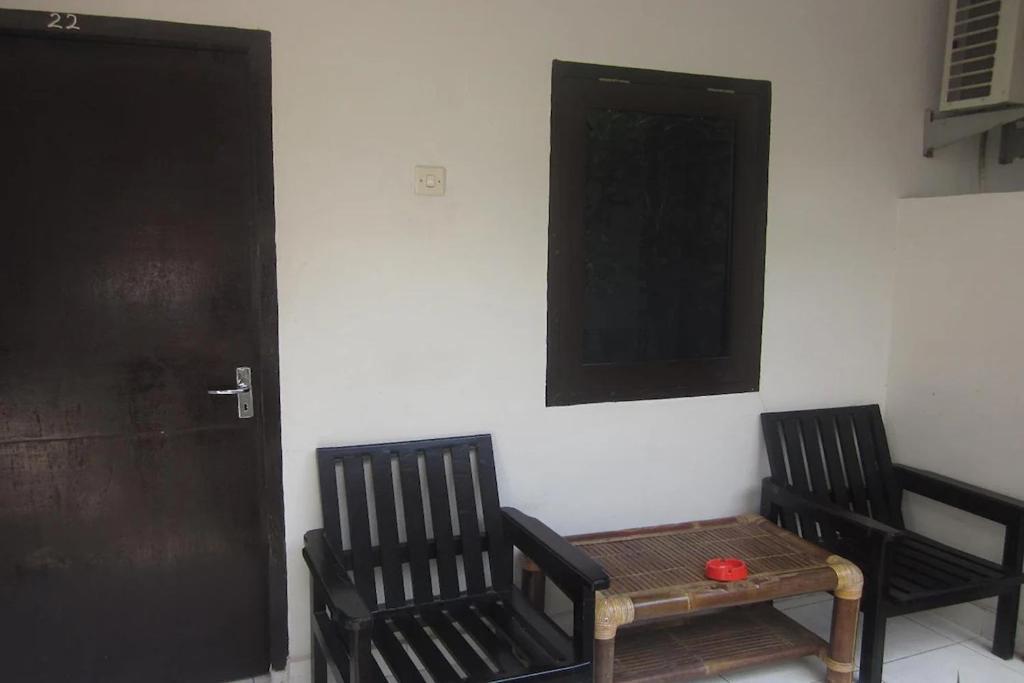Hotel Warta Dua by ZUZU