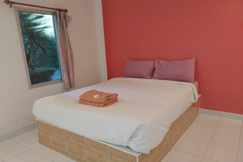 Review Resort by ZUZU