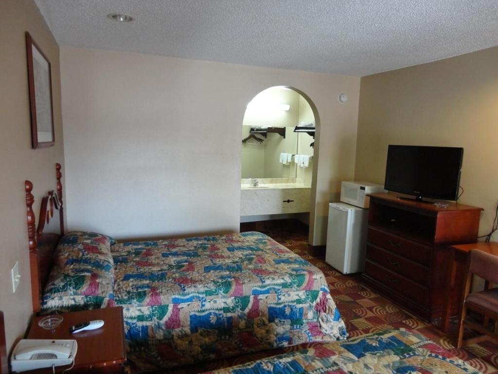 Budget Inn