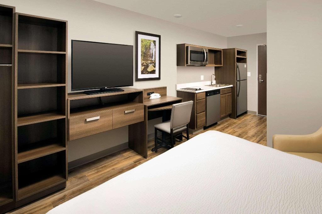 Woodspring Suites South Plainfield