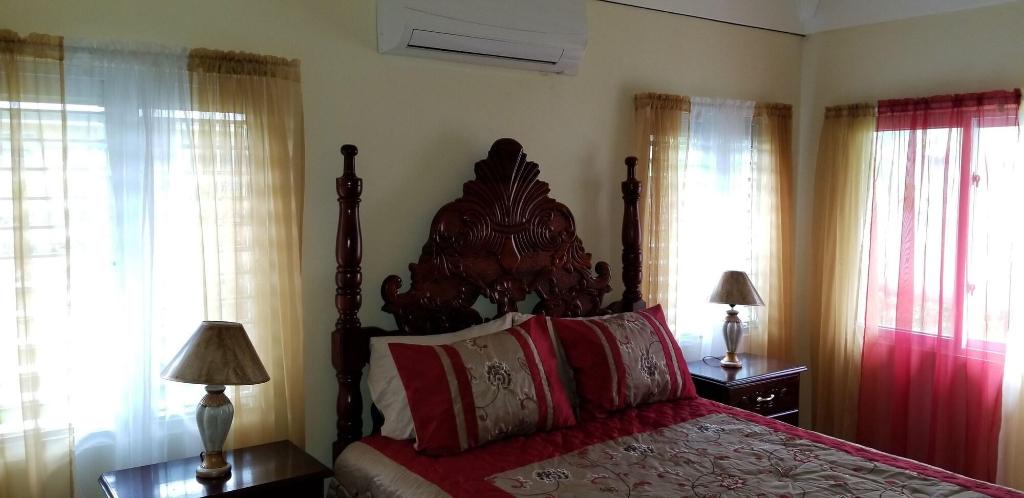 Ocho Rios Villa At Coolshade V
