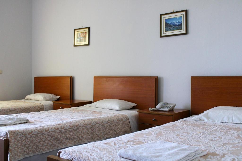 Al Sakhra Hotel