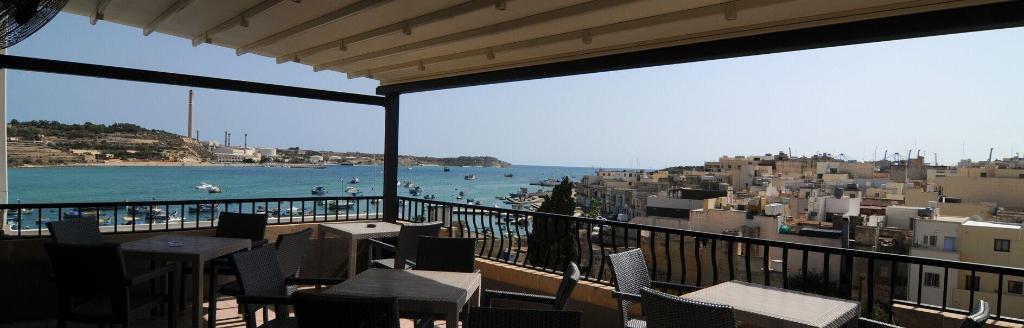 Port View Guest House — property photo 1