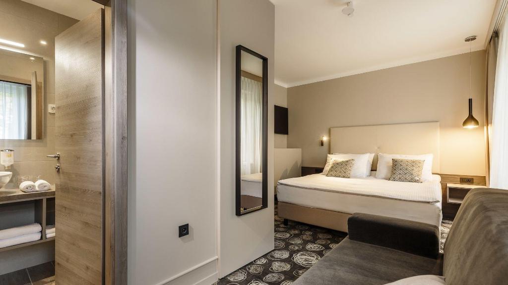 Hotel Center