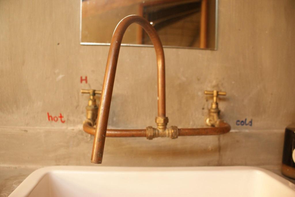 Somewhere Nice - Hostel