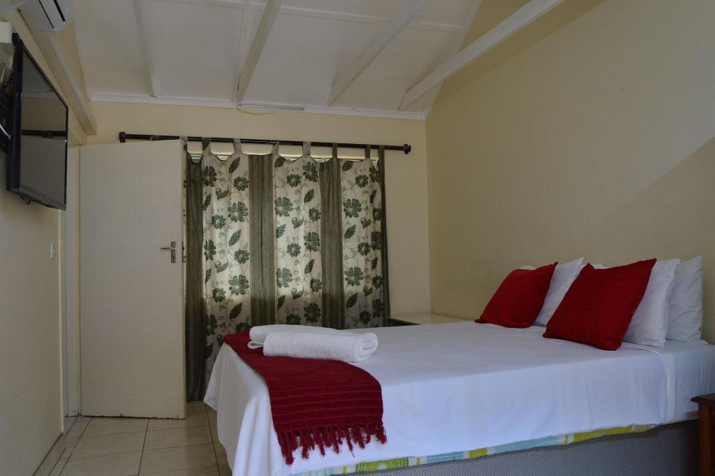 Livingstone Lodge