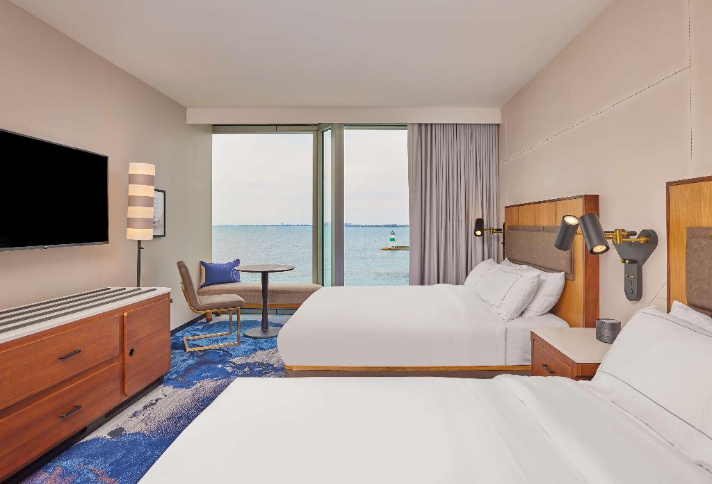 Sable At Navy Pier Chicago Curio Collection Hilton