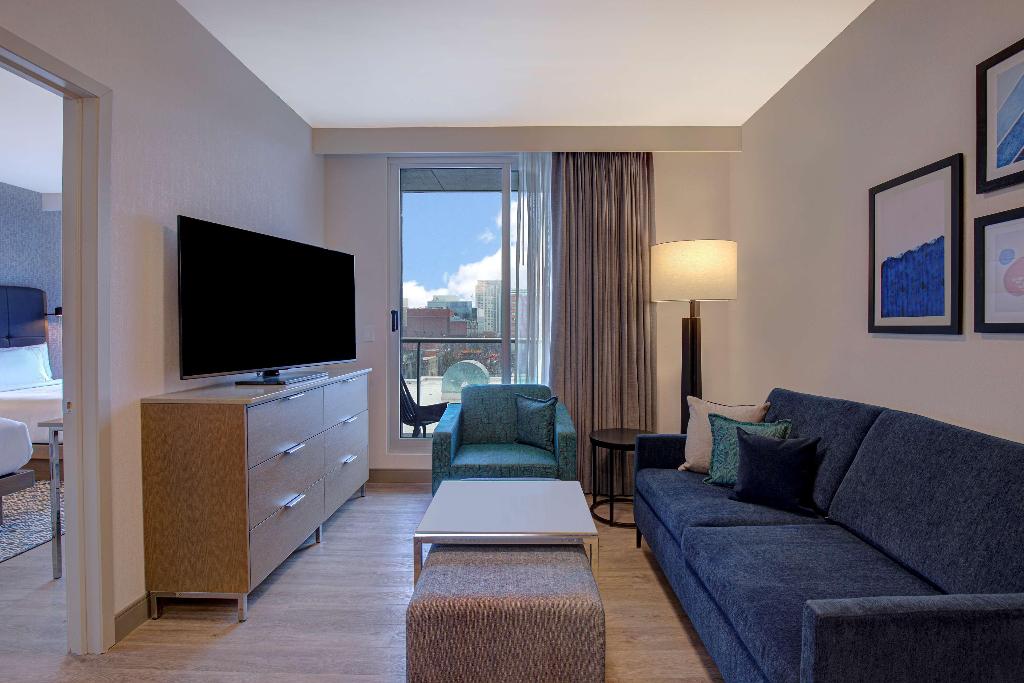 Hampton Inn by Hilton Montreal Downtown