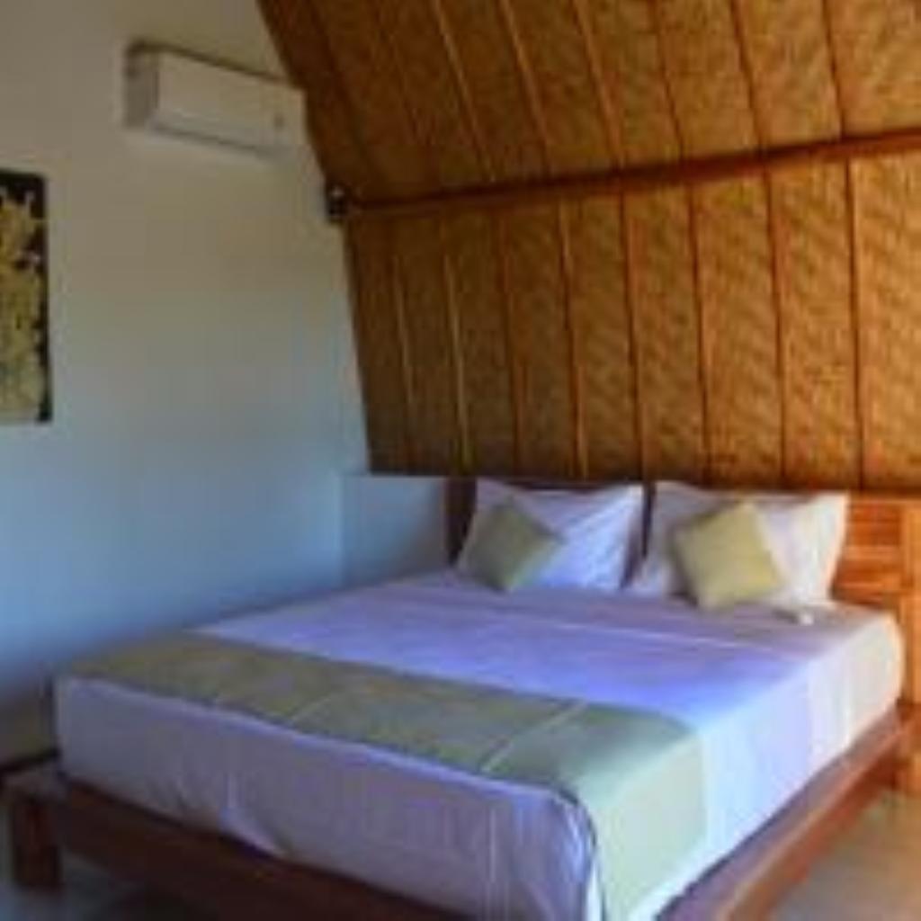 Penida Sunset Ocean View Bungalows by ZUZU
