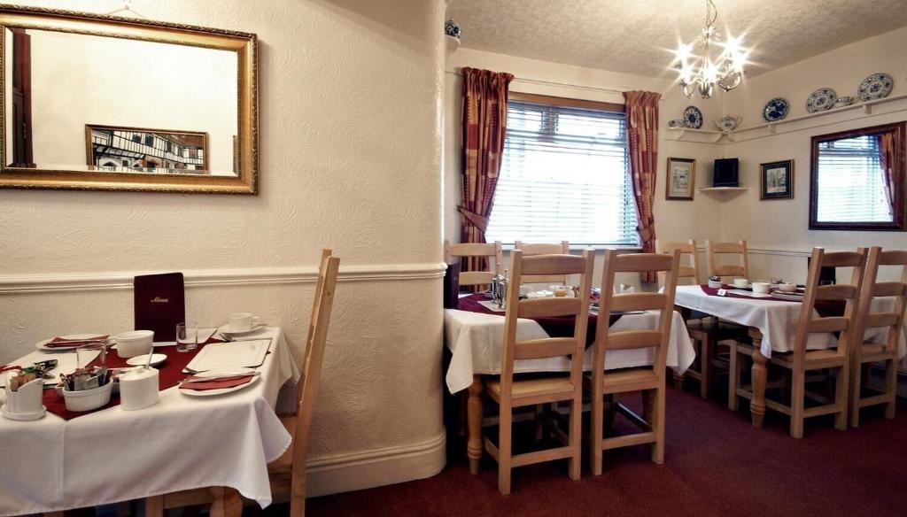 St Mary's Guest House - Restaurant