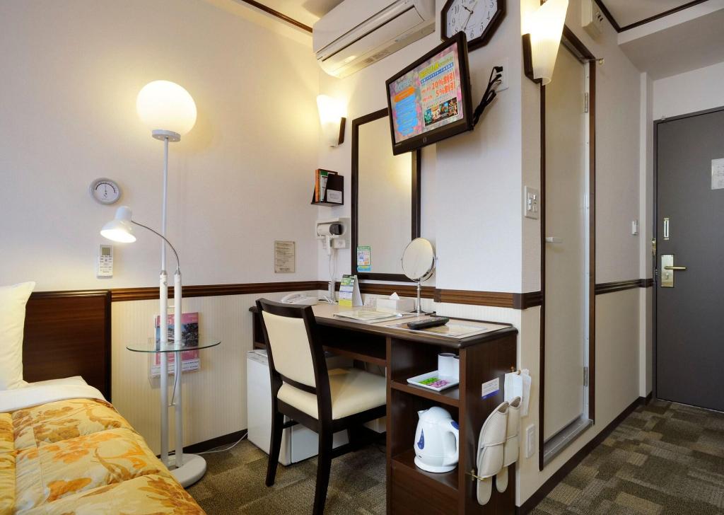 Toyoko Inn Kintetsu Yokkaichi-eki Kita-guchi