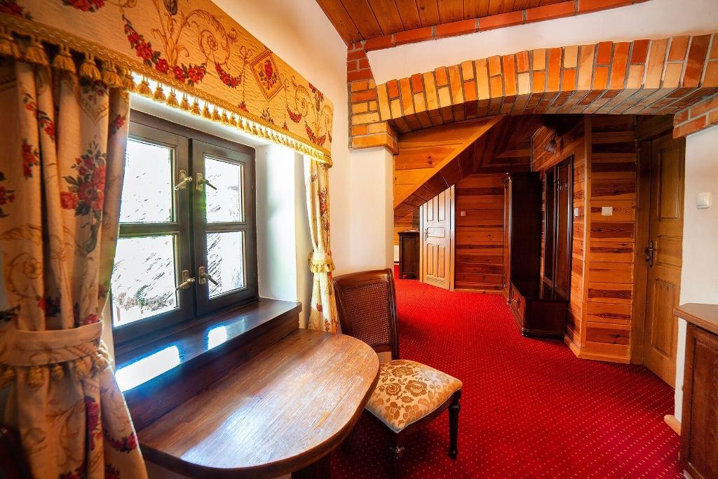 Hotel Dworek Wapionka