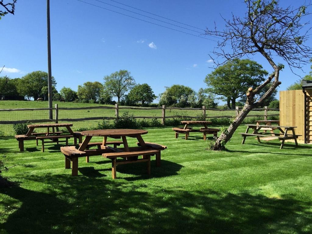 The Windmill Inn - General view