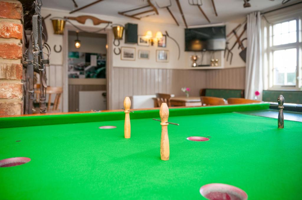 The Windmill Inn - Sports and Entertainment