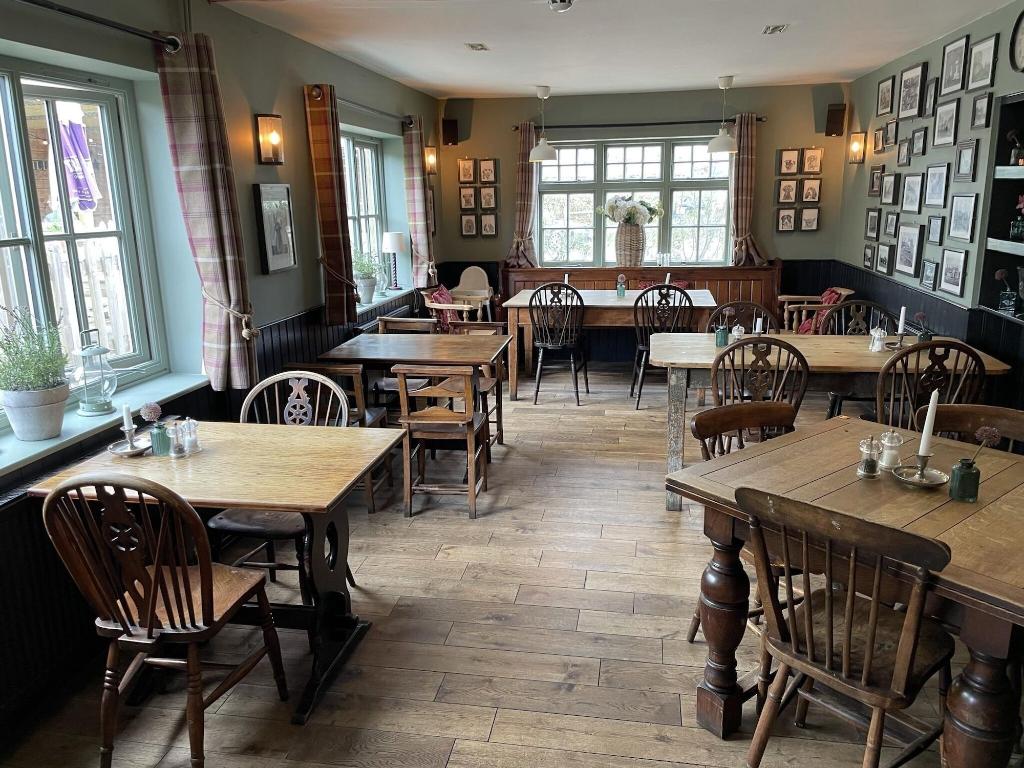 The Windmill Inn - Restaurant