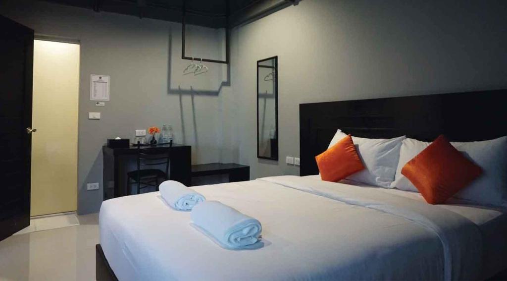 B-Black Hotel Chonburi