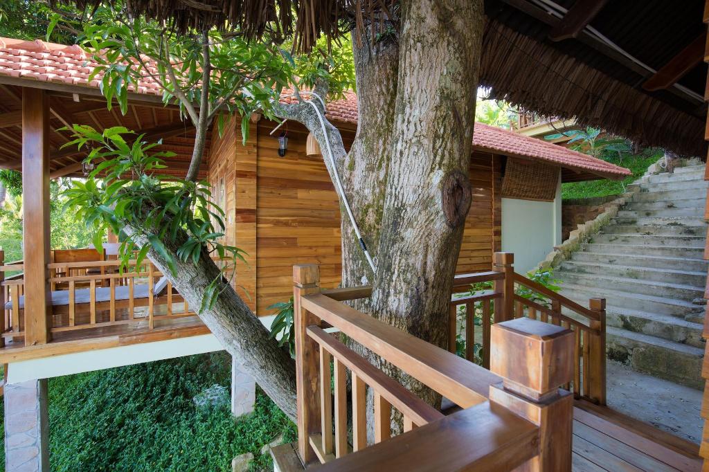 Mango Beach Resort