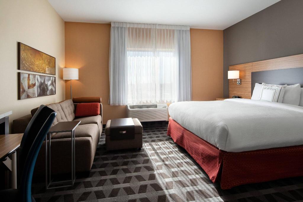 Towneplace Suites By Marriott Fresno Clovis