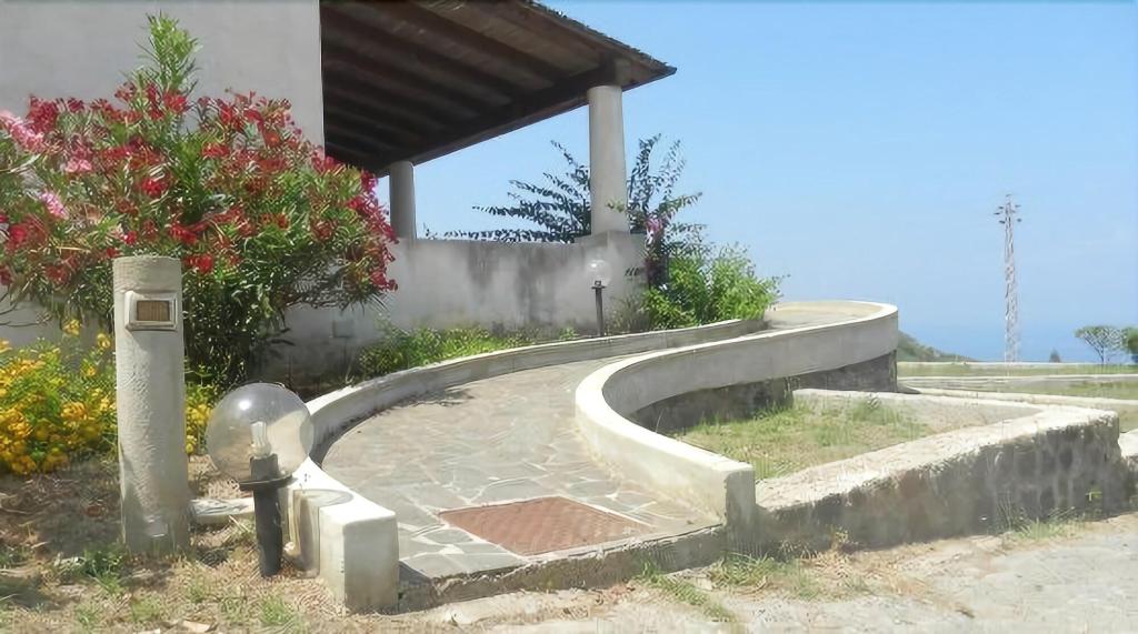 Eolian Residence