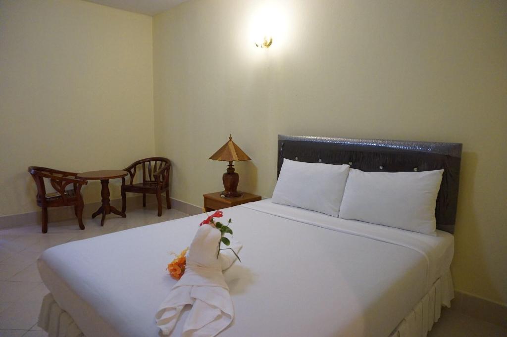 Ranong Resort And Laguna