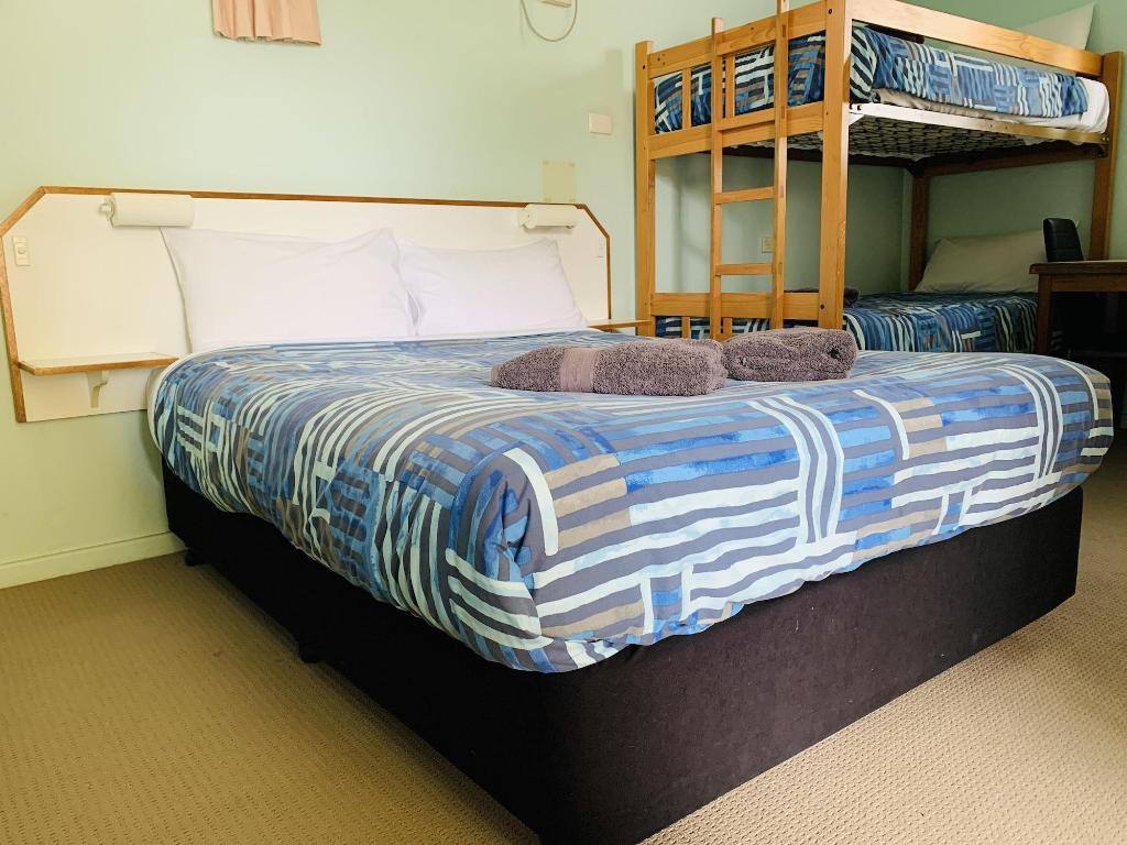 Bradman Motor Inn