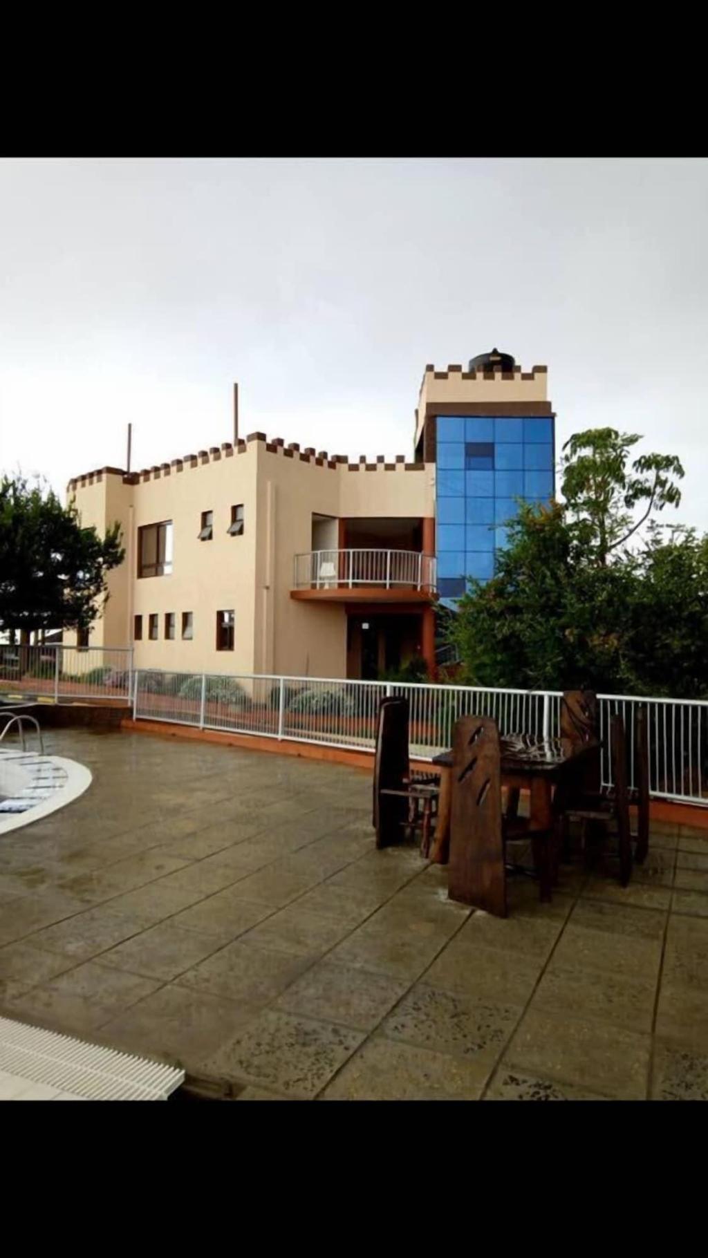 Regency Mount Kenya Hotel