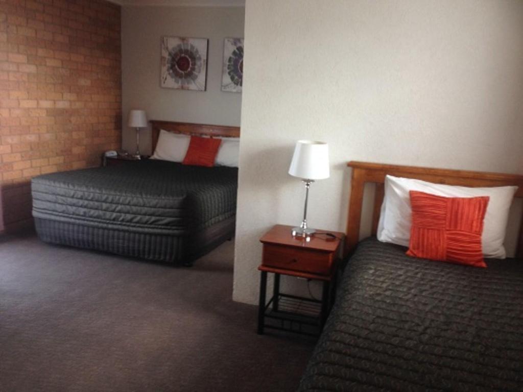 Centrepoint Motel