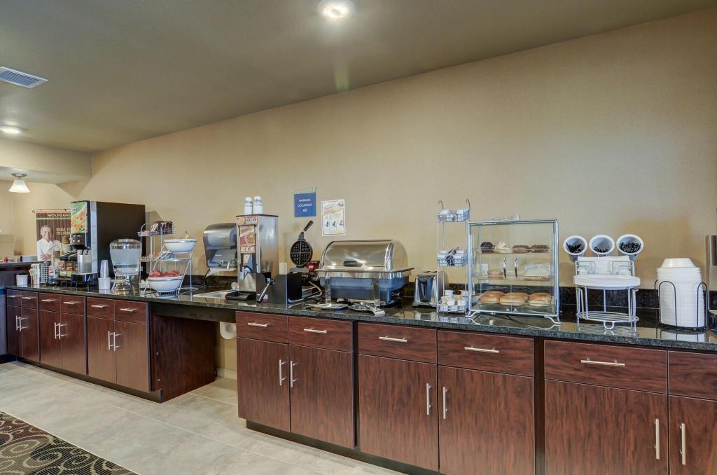 Cobblestone Inn & Suites - Kersey