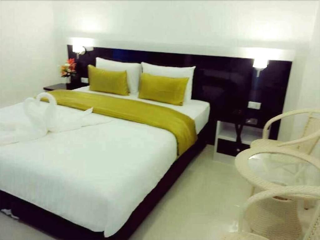 De-complex Apartment