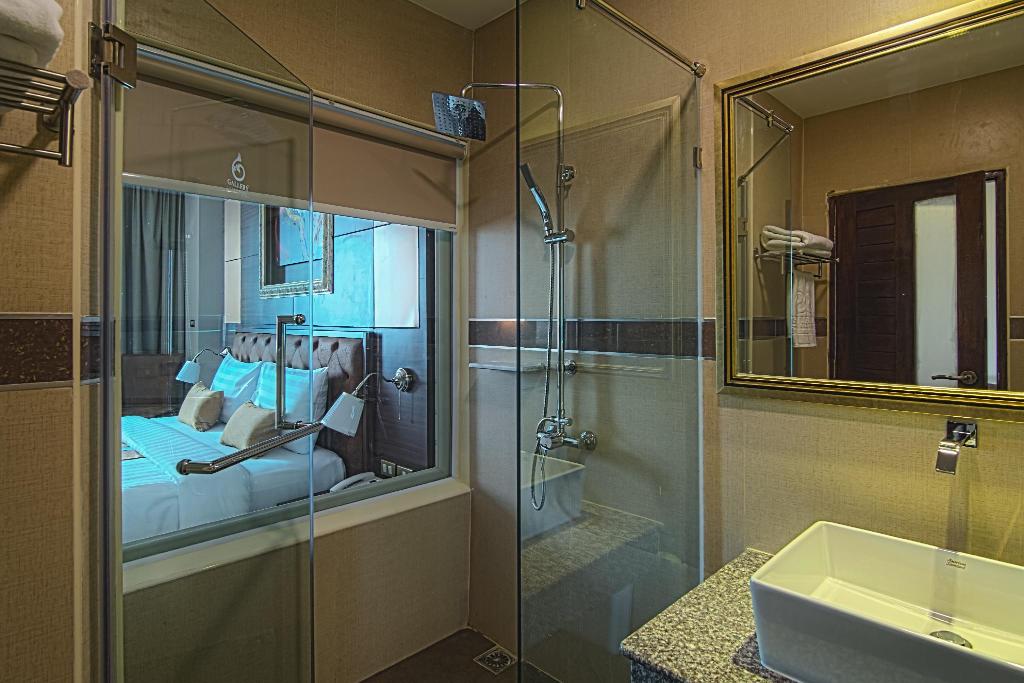 Gallery Design Hotel (Sisaket)
