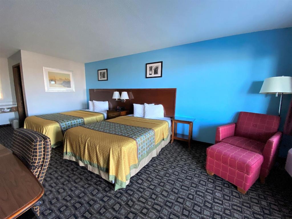 Lakes Inn