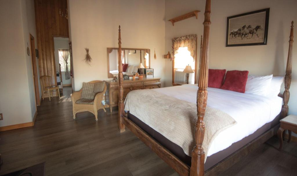 Tucker Peak Lodge