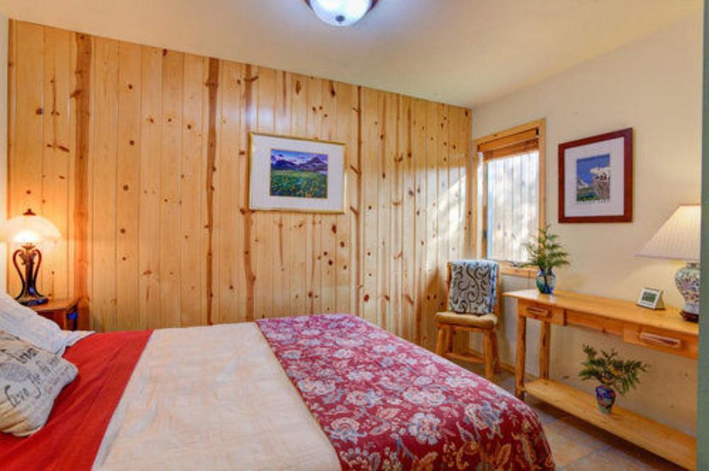 Moss Mountain Inn
