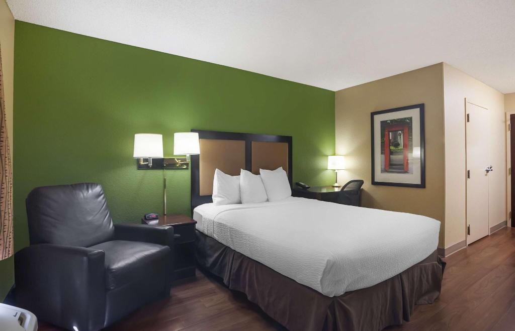 Extended Stay America San Diego - Mission Valley -