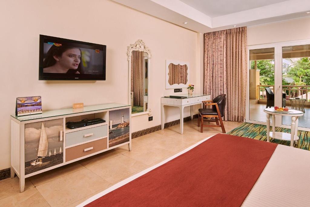 Mayfair Waves Puri