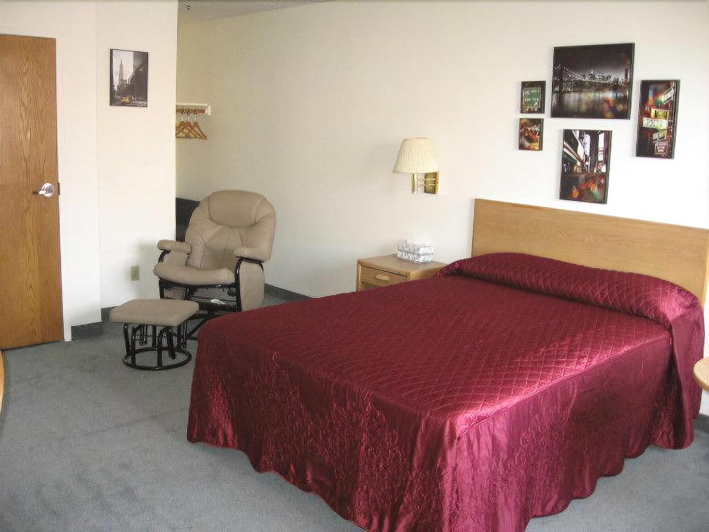 Little Bear Motel