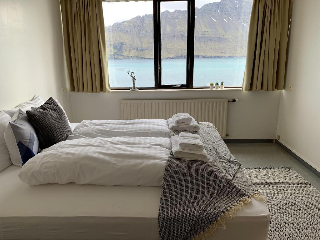 The Cliff Hotel
