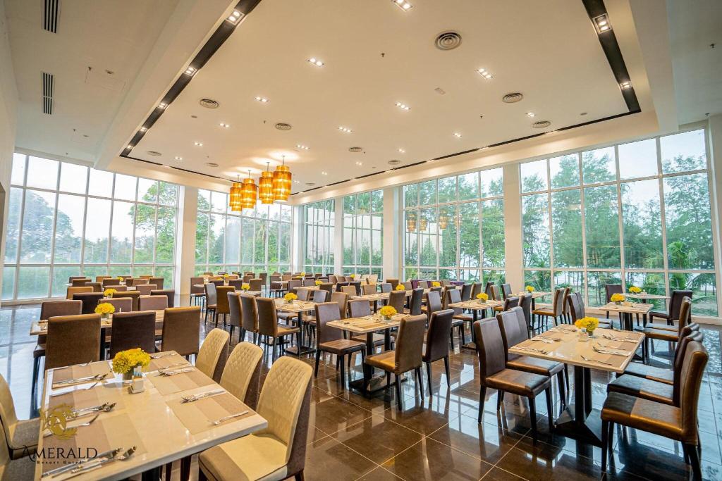 Amerald Resort Hotel Desaru
