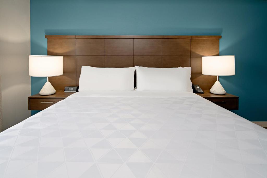 Hotel Staybridge Suites Long Beach Airport, USA, Long Beach. Großes 33